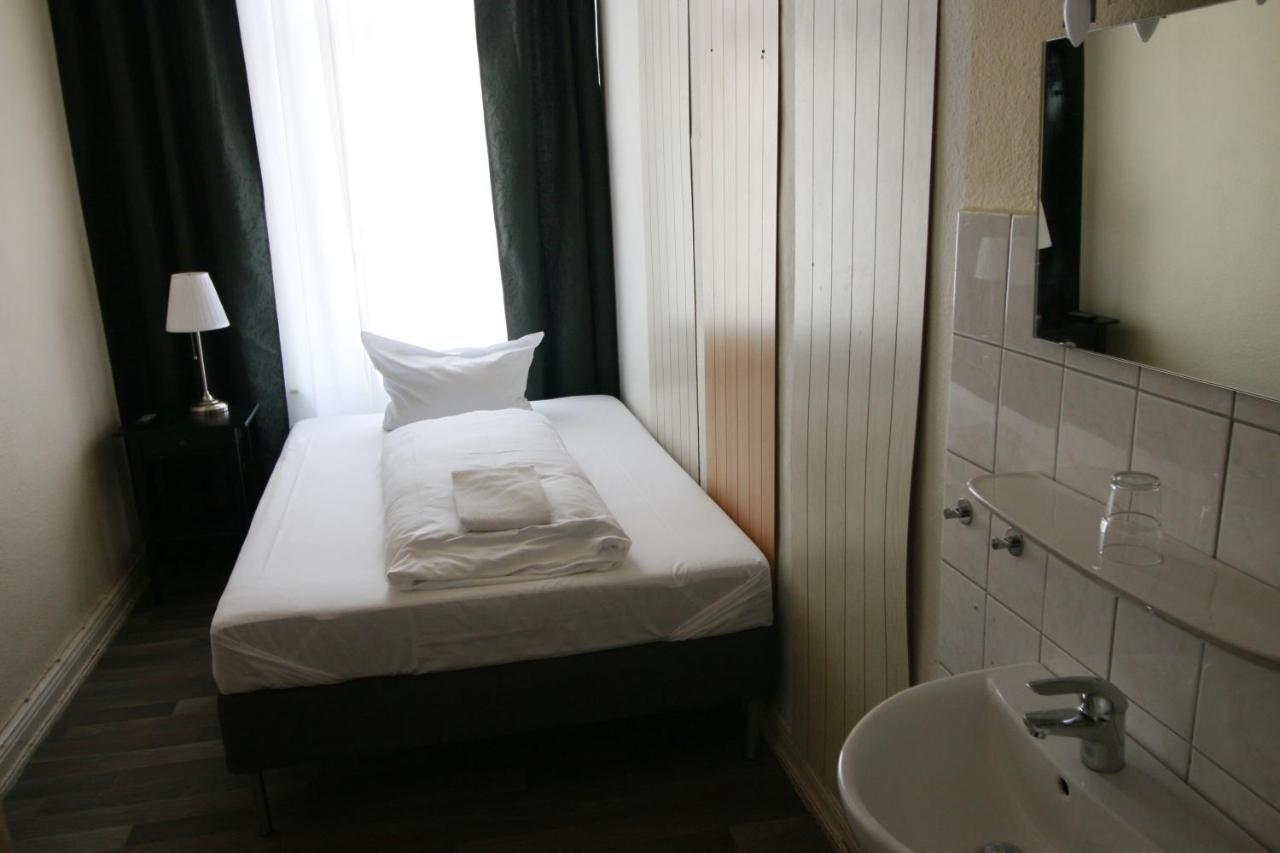 Hotel Bee Fang Гамбург Экстерьер фото