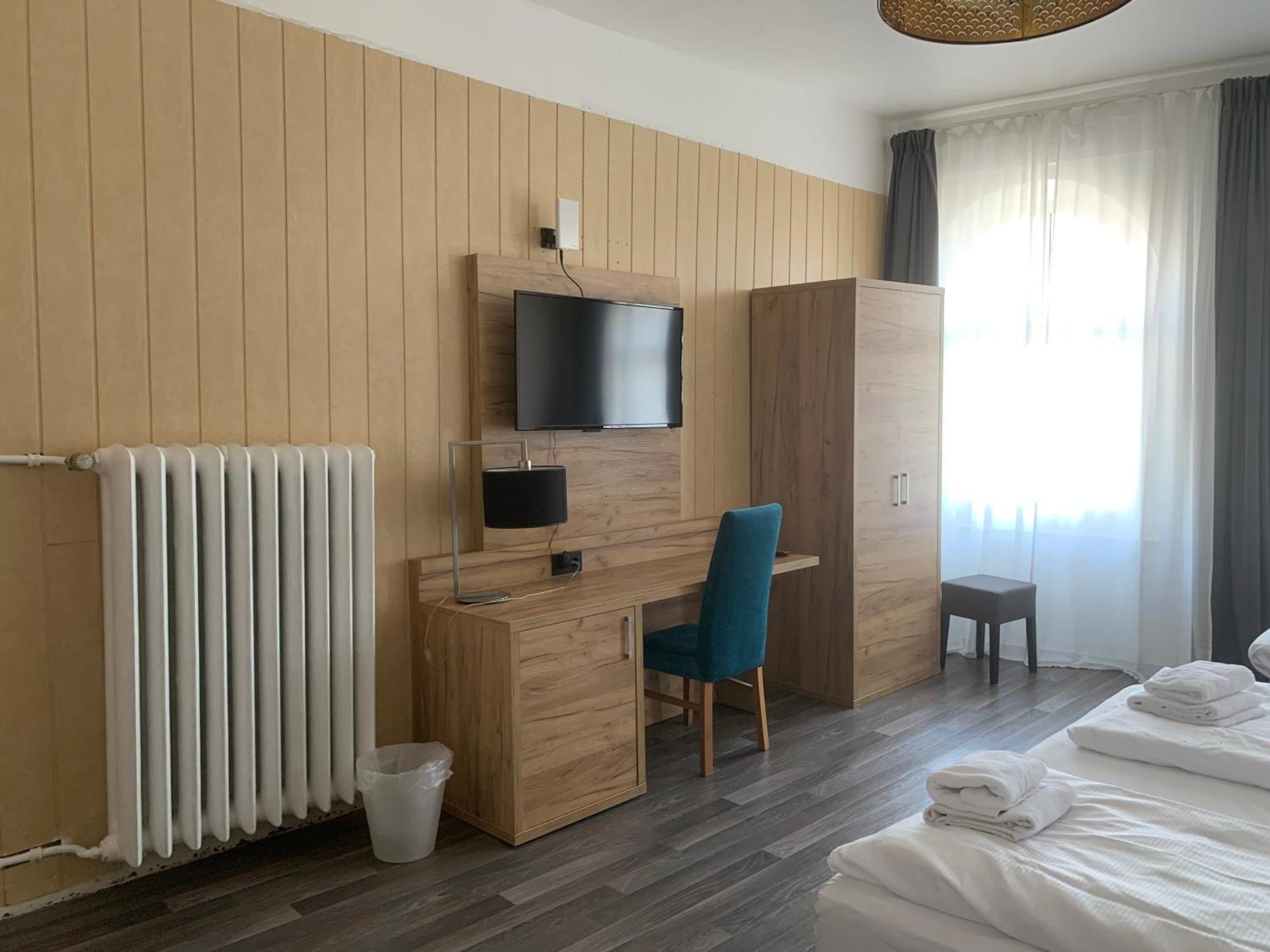 Hotel Bee Fang Гамбург Экстерьер фото